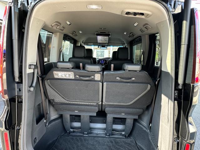 ステップワゴン ｅ：ＨＥＶモデューロＸ　ホンダセンシング　Ｈセンシング　純正ナビ　ＴＶ　マルチカメラ　ＥＴＣ２．０　ＬＥＤヘッド＆フォグ　前後ドラレコ　前席シートヒータ　純正後席モニタ＆Ｄインナーミラー＆バイザー　両電動スラドア　ハーフレザー　純正１６ＡＷ（71枚目）