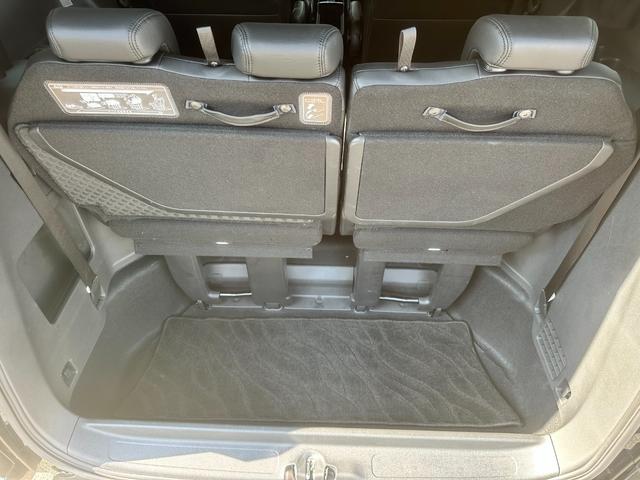 ステップワゴン ｅ：ＨＥＶモデューロＸ　ホンダセンシング　Ｈセンシング　純正ナビ　ＴＶ　マルチカメラ　ＥＴＣ２．０　ＬＥＤヘッド＆フォグ　前後ドラレコ　前席シートヒータ　純正後席モニタ＆Ｄインナーミラー＆バイザー　両電動スラドア　ハーフレザー　純正１６ＡＷ（73枚目）