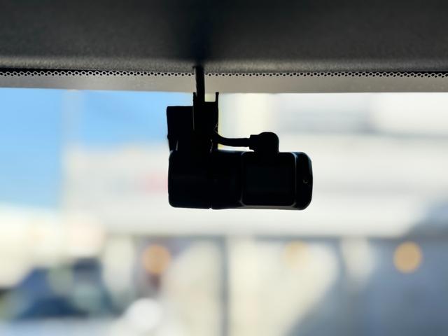 ZR-V e:HEV Z Hセンシング BSI アダプティブDビーム 後退出庫サポ Hコネクトディスプレー フルセグTV マルチカメラ ETC2.0 LEDヘッド 前席シートヒータ BOSE 黒本革シート 純正18AW(9枚目)