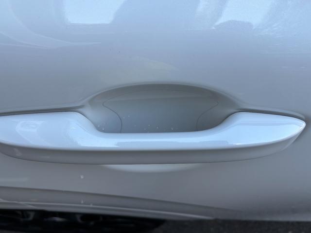 ZR-V e:HEV Z Hセンシング BSI アダプティブDビーム 後退出庫サポ Hコネクトディスプレー フルセグTV マルチカメラ ETC2.0 LEDヘッド 前席シートヒータ BOSE 黒本革シート 純正18AW(29枚目)