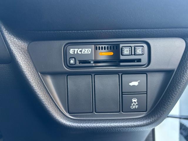 ZR-V e:HEV Z Hセンシング BSI アダプティブDビーム 後退出庫サポ Hコネクトディスプレー フルセグTV マルチカメラ ETC2.0 LEDヘッド 前席シートヒータ BOSE 黒本革シート 純正18AW(44枚目)