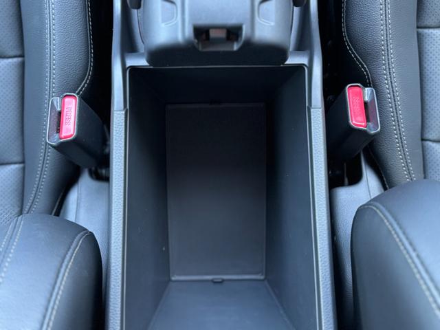 ZR-V e:HEV Z Hセンシング BSI アダプティブDビーム 後退出庫サポ Hコネクトディスプレー フルセグTV マルチカメラ ETC2.0 LEDヘッド 前席シートヒータ BOSE 黒本革シート 純正18AW(47枚目)