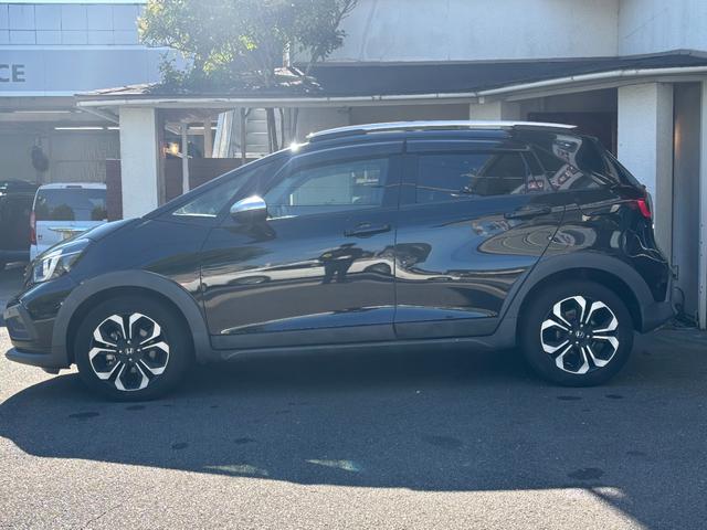 フィット e:HEVクロスター Hセンシング 純正ギャザーズナビ Bカメラ ETC ACC スマートキー ナビ装着用スペシャルPKG Bluetooth接続 ルーフレール LEDヘッドライト 純正16インチAW(11枚目)