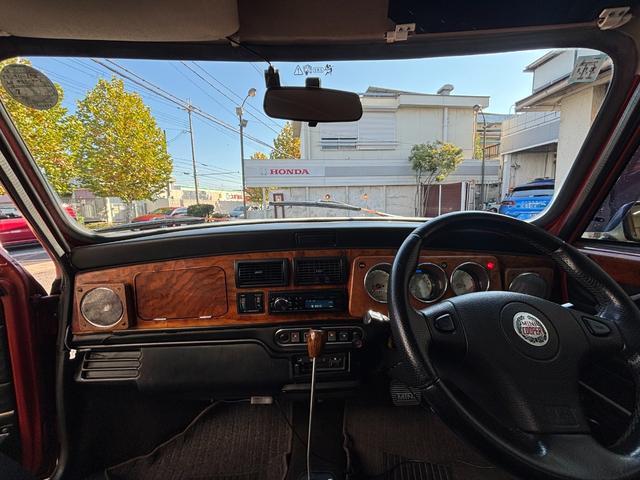 MINI クーパー スポーツパックリミテッド ワイドオーバーフェンダー 純正13インチAW モトリタウッドシフト 本革シート フロントフォグランプ カロッツェリアオーディオ アルパインスピーカー ETC(8枚目)