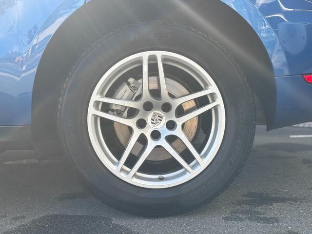 【一台限り】ご覧いただいている車両は一台限りの在庫となっております。まずは右下赤いボタン「トークでお問合せ」より在庫確認・見積依頼を！