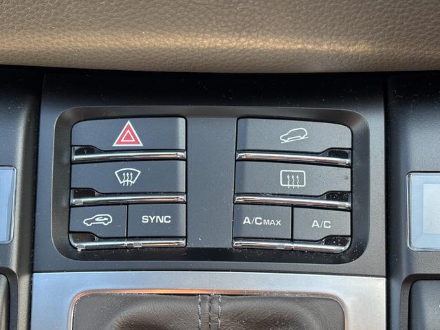 【一台限り】ご覧いただいている車両は一台限りの在庫となっております。まずは右下赤いボタン「トークでお問合せ」より在庫確認・見積依頼を！