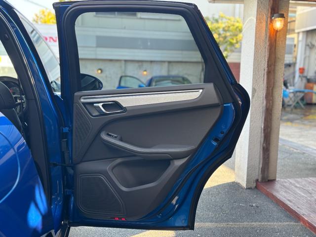 【一台限り】ご覧いただいている車両は一台限りの在庫となっております。まずは右下赤いボタン「トークでお問合せ」より在庫確認・見積依頼を！