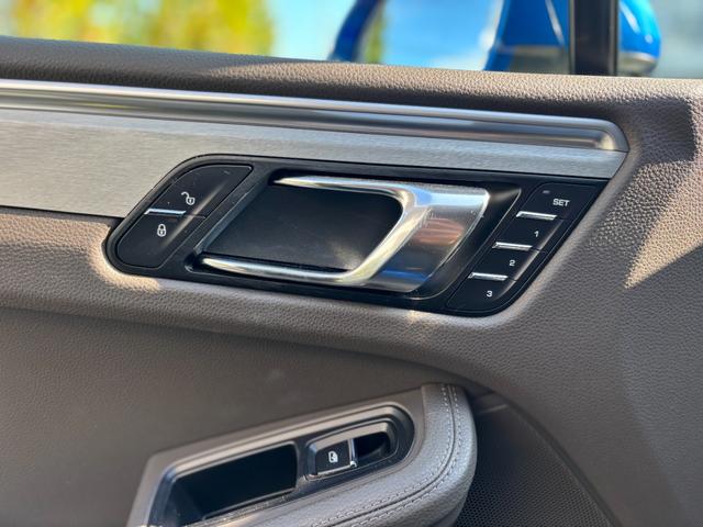 【一台限り】ご覧いただいている車両は一台限りの在庫となっております。まずは右下赤いボタン「トークでお問合せ」より在庫確認・見積依頼を！