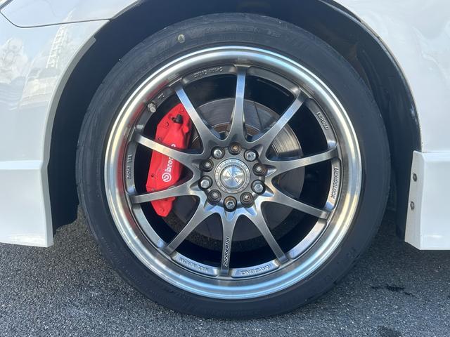 �ԗ����i�̒��ł����ɉߍ��Ȋ��œ��삷�鑫���I��N���ԂⒷ�������s�ԗ��͂������ڂ�ڂ�ɂȂ肪���c�ł��������̒ʂ�K���Ȃ��s�b�J�s�J�ŁA���ɗǂ���Ԃŕۊǂ���Ă���܂��B