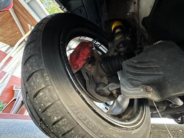 �ԗ����i�̒��ł����ɉߍ��Ȋ��œ��삷�鑫���I��N���ԂⒷ�������s�ԗ��͂������ڂ�ڂ�ɂȂ肪���c�ł��������̒ʂ�K���Ȃ��s�b�J�s�J�ŁA���ɗǂ���Ԃŕۊǂ���Ă���܂��B