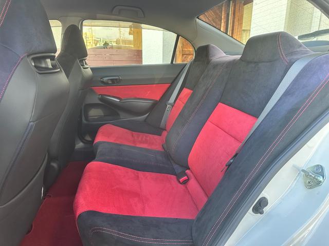 �ԗ����i�̒��ł����ɉߍ��Ȋ��œ��삷�鑫���I��N���ԂⒷ�������s�ԗ��͂������ڂ�ڂ�ɂȂ肪���c�ł��������̒ʂ�K���Ȃ��s�b�J�s�J�ŁA���ɗǂ���Ԃŕۊǂ���Ă���܂��B