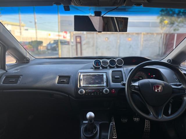 �y������z�������������Ă���ԗ��͈�����̍݌ɂƂȂ��Ă���܂��B�܂��͉E���Ԃ��{�^���u�g�[�N�ł��⍇���v���݌Ɋm�F�E���ψ˗����I