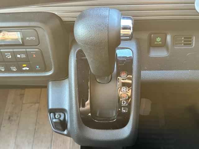 N-VAN+スタイル ファン キャンピング仕様 Hセンシング LEDヘッド&フォグランプ Dオーディオ 社外ナビ TV Bluetooth接続 ETC ACC テーブル INNO製ルーフボックス(6枚目)