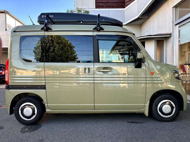 N-VAN+スタイル ファン キャンピング仕様 Hセンシング LEDヘッド&フォグランプ Dオーディオ 社外ナビ TV Bluetooth接続 ETC ACC テーブル INNO製ルーフボックス(22枚目)