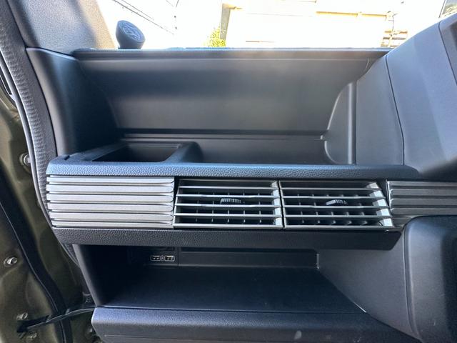 N-VAN+スタイル ファン キャンピング仕様 Hセンシング LEDヘッド&フォグランプ Dオーディオ 社外ナビ TV Bluetooth接続 ETC ACC テーブル INNO製ルーフボックス(48枚目)