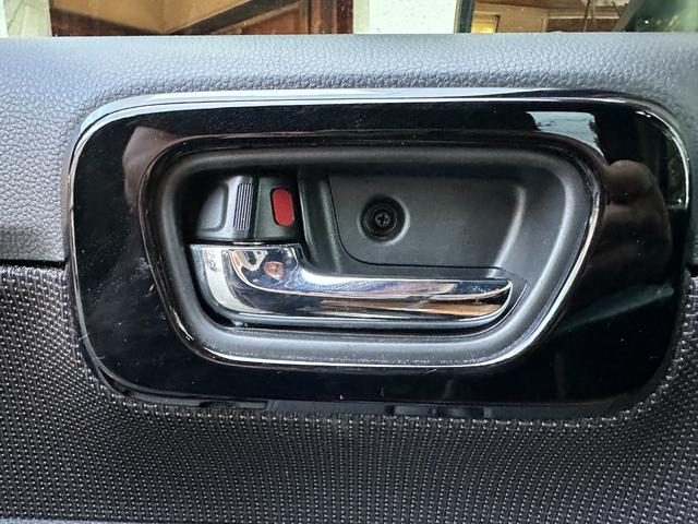 N-VAN+スタイル ファン キャンピング仕様 Hセンシング LEDヘッド&フォグランプ Dオーディオ 社外ナビ TV Bluetooth接続 ETC ACC テーブル INNO製ルーフボックス(55枚目)