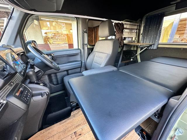 N-VAN+スタイル ファン キャンピング仕様 Hセンシング LEDヘッド&フォグランプ Dオーディオ 社外ナビ TV Bluetooth接続 ETC ACC テーブル INNO製ルーフボックス(65枚目)