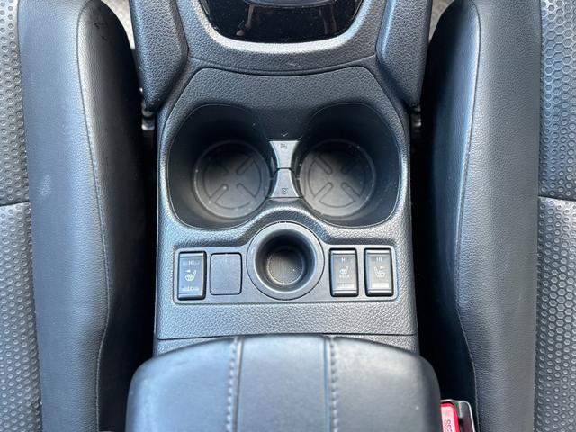 【１台限り】ご覧いただいている車両は１台限りの在庫となっております。まずは右下赤いボタン「トークでお問い合わせ」より在庫確認・見積もり依頼を！