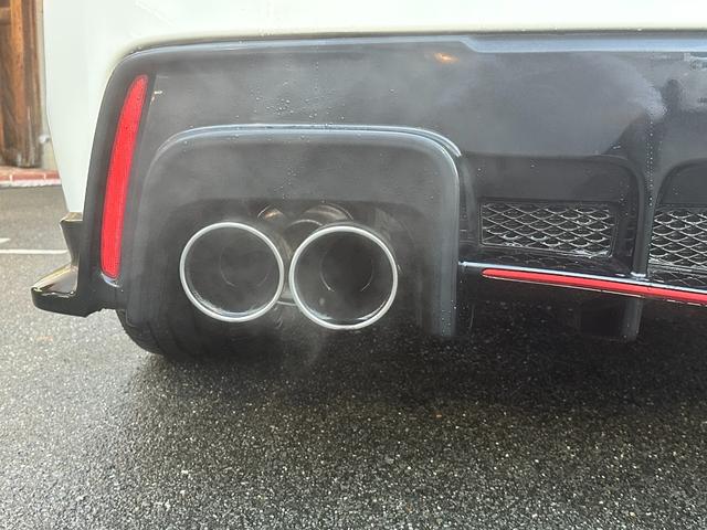 【１台限り】ご覧いただいている車両は１台限りの在庫となっております。まずは右下赤いボタン「トークでお問い合わせ」より在庫確認・見積もり依頼を！