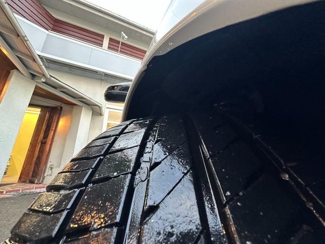 【１台限り】ご覧いただいている車両は１台限りの在庫となっております。まずは右下赤いボタン「トークでお問い合わせ」より在庫確認・見積もり依頼を！