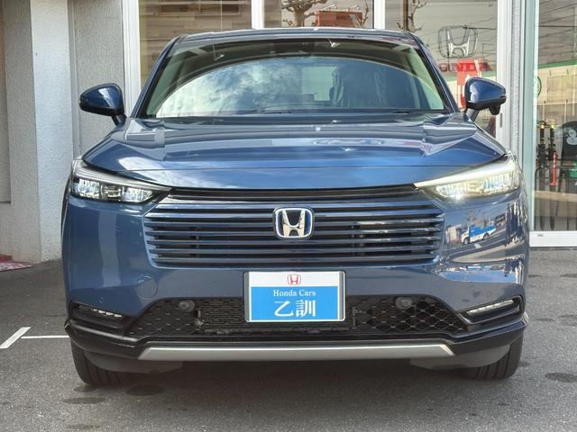 ヴェゼル ｅ：ＨＥＶ　Ｚ　Ｈセンシング　ＢＳＩ　アダプティブＤビーム　オートリトラミラー　ナビ装着用スペシャルＰＫＧ　ＡＣＣ　ＬＥＤヘッド　前席シートヒータ　電動テールゲート　本革巻ステアリング　純正１８インチＡＷ（2枚目）