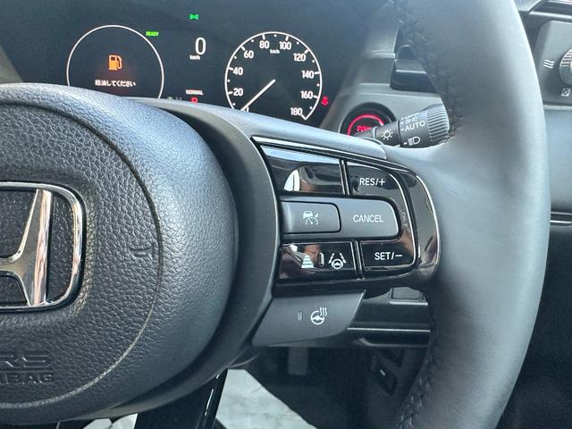 ヴェゼル ｅ：ＨＥＶ　Ｚ　Ｈセンシング　ＢＳＩ　アダプティブＤビーム　オートリトラミラー　ナビ装着用スペシャルＰＫＧ　ＡＣＣ　ＬＥＤヘッド　前席シートヒータ　電動テールゲート　本革巻ステアリング　純正１８インチＡＷ（37枚目）