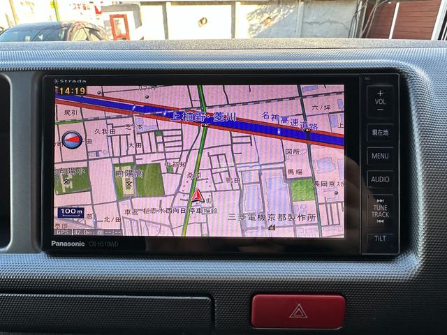 ハイエースバン ロングスーパーGLプライムセレ 助手席エアバック ストラーダナビ フルセグTV Bカメラ ETC Bluetooth CD DVD HID キーレス 障害物センサー フルフラットシート カーテン 両側スライドドア(37枚目)