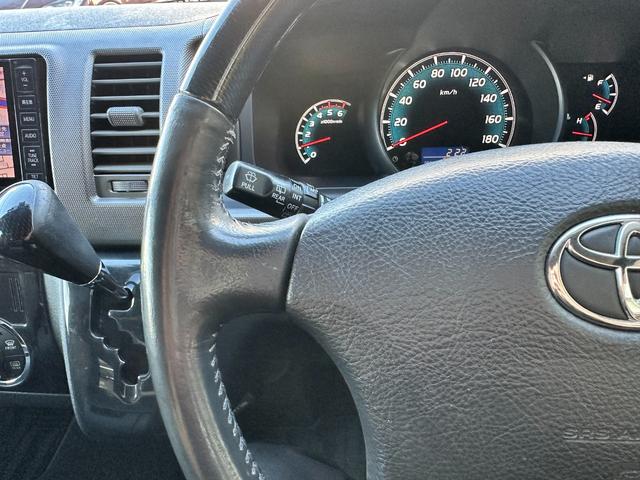 ハイエースバン ロングスーパーGLプライムセレ 助手席エアバック ストラーダナビ フルセグTV Bカメラ ETC Bluetooth CD DVD HID キーレス 障害物センサー フルフラットシート カーテン 両側スライドドア(39枚目)