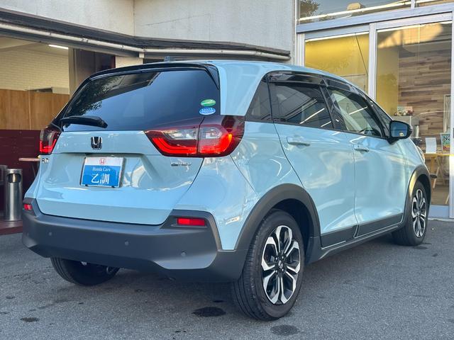 フィット ｅ：ＨＥＶクロスター　Ｈセンシング　純正ナビ　Ｂカメラ　フルセグＴＶ　ＥＴＣ　ナビ装着用スペシャルＰＫＧ　Ｂｌｕｅｔｏｏｔｈ　前後ドラレコ　ＬＥＤヘッドライト　ＡＣＣ　スマートキー　Ｐスタート　純正１６インチＡＷ（21枚目）