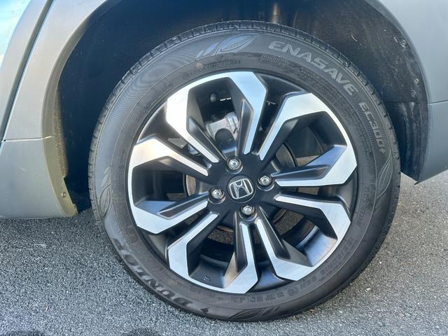 フィット ｅ：ＨＥＶクロスター　Ｈセンシング　純正ナビ　Ｂカメラ　フルセグＴＶ　ＥＴＣ　ナビ装着用スペシャルＰＫＧ　Ｂｌｕｅｔｏｏｔｈ　前後ドラレコ　ＬＥＤヘッドライト　ＡＣＣ　スマートキー　Ｐスタート　純正１６インチＡＷ（26枚目）