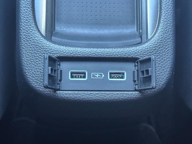 フィット ｅ：ＨＥＶクロスター　Ｈセンシング　純正ナビ　Ｂカメラ　フルセグＴＶ　ＥＴＣ　ナビ装着用スペシャルＰＫＧ　Ｂｌｕｅｔｏｏｔｈ　前後ドラレコ　ＬＥＤヘッドライト　ＡＣＣ　スマートキー　Ｐスタート　純正１６インチＡＷ（45枚目）