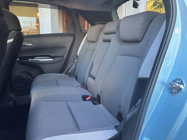 フィット ｅ：ＨＥＶクロスター　Ｈセンシング　純正ナビ　Ｂカメラ　フルセグＴＶ　ＥＴＣ　ナビ装着用スペシャルＰＫＧ　Ｂｌｕｅｔｏｏｔｈ　前後ドラレコ　ＬＥＤヘッドライト　ＡＣＣ　スマートキー　Ｐスタート　純正１６インチＡＷ（54枚目）