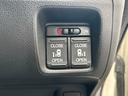 Ｇ・ターボＬパッケージ　純正ナビ　ワンセグＴＶ　Ｂカメラ　ＥＴＣ　ナビ装着用スペシャルＰＫＧ　ＨＩＤ　両電動スライドドア　純正１５インチＡＷ　ロールサンシェード　スマートキー（12枚目）