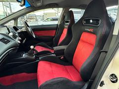 �ƣģ��Υե���ȥ����Ȥϥ����ɥ��ݡ��Ȥ��⤯���������桦������ޤǤ��ä���٤���Х��åȷ����ˤʤäƤ��ޤ����������ʥ�󥰻��β��ǤǤ��Ⱦ�Ȥ��֥�ˤ����������Ȥ��ƤϤ��ʤ�ۡ���ɤ���������Ǥ��� 4