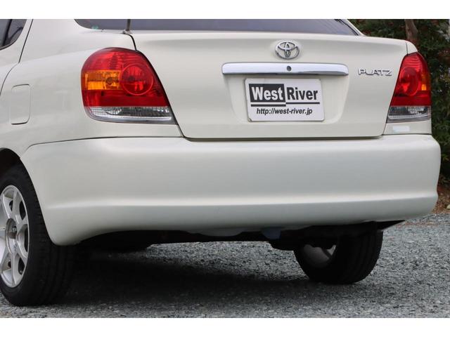 プラッツ １．５Ｘ　５ＭＴ　後期モデル　ノーマルベース　修復歴無　社外１５ＡＷ　ダンロップ製エナセーブ８分山１８５／５５Ｒ１５　リア３面スモークフィルム施工　センターアームレスト　発光電動コーナーポール　キーレス２本（20枚目）