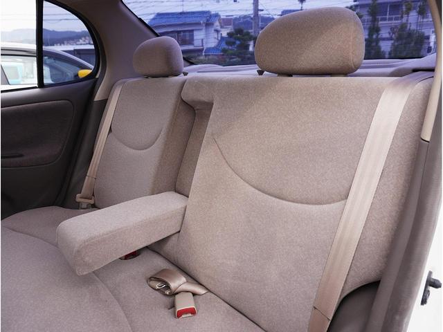 プラッツ １．５Ｘ　５ＭＴ　後期モデル　ノーマルベース　修復歴無　社外１５ＡＷ　ダンロップ製エナセーブ８分山１８５／５５Ｒ１５　リア３面スモークフィルム施工　センターアームレスト　発光電動コーナーポール　キーレス２本（47枚目）