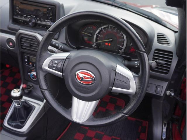 コペン エクスプレイ　５ＭＴ　電動オープン　ノーマルベース車　柿本改マフラー　純正１６インチＡＷ　タイヤＰＯＴＥＮＺＡアドレナリン７分山　ＬＥＤヘッド＆フォグ　シートヒーター　スマートキー／プッシュスタート　ＥＴＣ（52枚目）