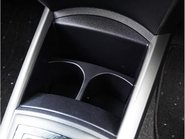 カローラフィールダー ハイブリッドG フルセグBluetoothナビ&バックカメラ オートライトディスチャージヘッド ハイブリッドモデル レンタアップ車両 ETC ステアスイッチ ダンロップ製タイヤ 各取説完備(56枚目)