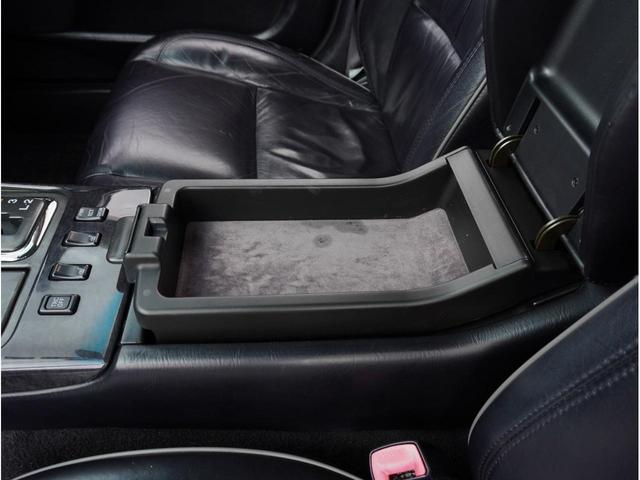 アリスト Ｓ３００ベルテックスエディション　後期最終　黒本革シート　２ＪＺエンジン　純正エアロ　Ｖベル用純正１７ＡＷ　クスコ車高調（純正足廻り有）　純正マルチ　オートライトＨＩＤヘッド＆フォグ　ユピテルドラレコ　取説・保証書　タイベル交換済（52枚目）