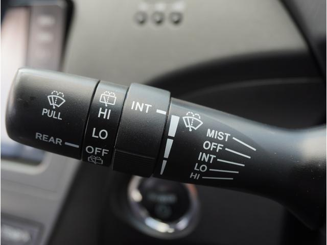 プリウス S LEDエディション 3眼LEDヘッドライト&LEDフォグ 後期テール Bluetoothナビ&バックカメラ フルセグ コムテックドラレコ オート格納ミラー 純正AW ヨコハマ製ブルーアースタイヤ スマキー×2(63枚目)