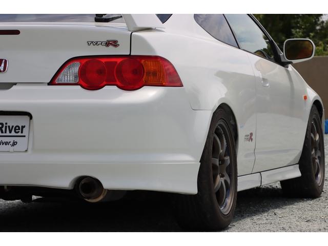 インテグラ タイプR LSD/強化クラッチ/HKSサーキットアタッカー/TEIN車高調/カーボンボンネット/全塗装済/ブレーキ回りO/H済/ヘッドライトフィルム/ダイナモ交換済/Weds17AW/D1 SPECステアリング(28枚目)