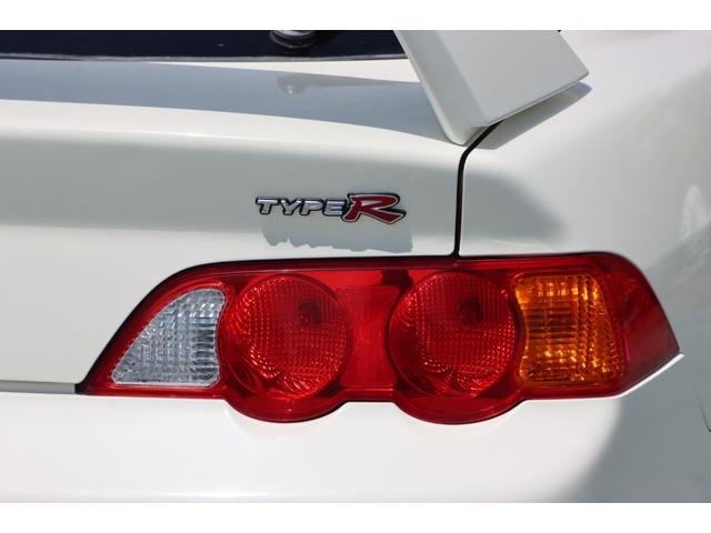 インテグラ タイプR LSD/強化クラッチ/HKSサーキットアタッカー/TEIN車高調/カーボンボンネット/全塗装済/ブレーキ回りO/H済/ヘッドライトフィルム/ダイナモ交換済/Weds17AW/D1 SPECステアリング(35枚目)