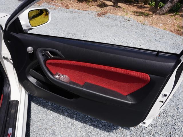 インテグラ タイプR LSD/強化クラッチ/HKSサーキットアタッカー/TEIN車高調/カーボンボンネット/全塗装済/ブレーキ回りO/H済/ヘッドライトフィルム/ダイナモ交換済/Weds17AW/D1 SPECステアリング(48枚目)