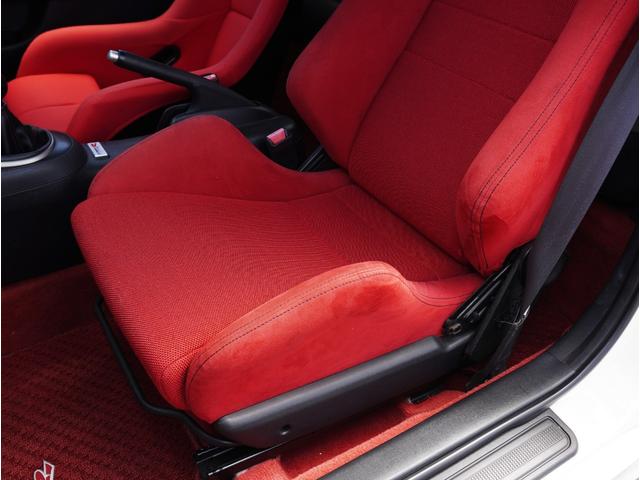 インテグラ タイプR LSD/強化クラッチ/HKSサーキットアタッカー/TEIN車高調/カーボンボンネット/全塗装済/ブレーキ回りO/H済/ヘッドライトフィルム/ダイナモ交換済/Weds17AW/D1 SPECステアリング(69枚目)