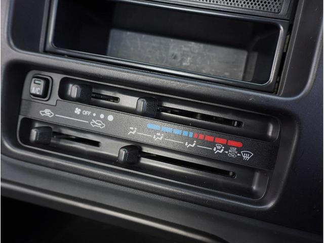 ハイゼットトラック エアコン・パワステ　スペシャル　５ＭＴ　切替式４ＷＤ　走行３９６５０キロ　ワンオーナー　ユーザー買取　３方開　エアコン　パワステ　純正ＦＭ／ＡＭデッキ　屋内保管　取説・記録簿・スペアキー有　保証付（44枚目）