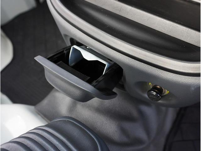 ハイゼットトラック エアコン・パワステ　スペシャル　５ＭＴ　切替式４ＷＤ　走行３９６５０キロ　ワンオーナー　ユーザー買取　３方開　エアコン　パワステ　純正ＦＭ／ＡＭデッキ　屋内保管　取説・記録簿・スペアキー有　保証付（45枚目）