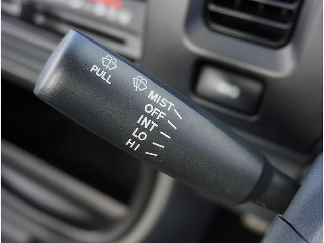ハイゼットトラック エアコン・パワステ　スペシャル　５ＭＴ　切替式４ＷＤ　走行３９６５０キロ　ワンオーナー　ユーザー買取　３方開　エアコン　パワステ　純正ＦＭ／ＡＭデッキ　屋内保管　取説・記録簿・スペアキー有　保証付（49枚目）