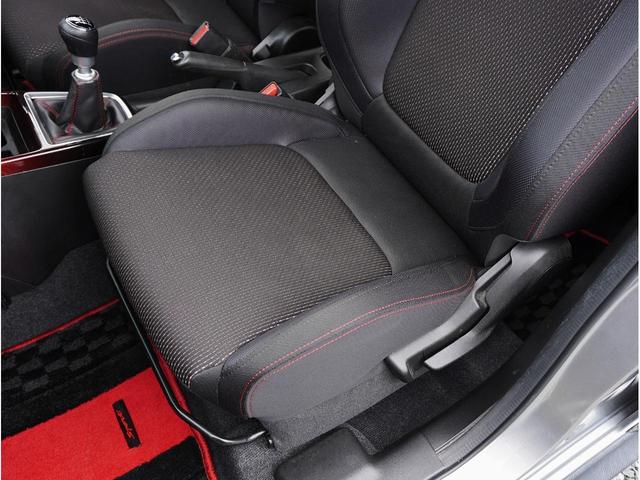 スイフトスポーツ 1.4セーフティPKG 6MT 1オーナー フルノーマル車 8インチフルセグナビ&バックカメラ デュアルセンサーブレーキ 純正エアロ 純正17AW&ADVAN FLEVA8分山 オートLEDヘッド 前後ドラレコ スマキー2本(54枚目)