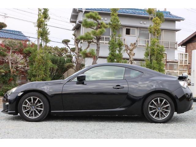 �{�f�B�J���[�̓N���X�^���u���b�N�E�V���J�ł��I