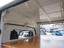移動販売・宅配仕様車 AT 両側スライド リア跳上+下アオリ上下2分割バックドア ハイルーフ ルーフキャリア&拡声器 荷室スモークガラス 庫内灯 前後ドラレコ 社外CD・USBデッキ エアコンパワステ(31枚目)
